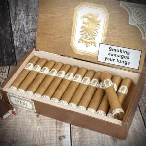 Undercrown Shade Robusto Cigar premium hand-rolled. Buy Undercrown Shade Robusto Cigars Online